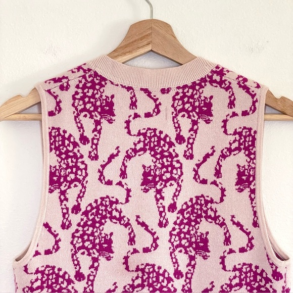 Anthropologie Maeve Jacquard Sweater Vest V Neck Pink Jaguar Cat Print XS - Picture 10 of 15